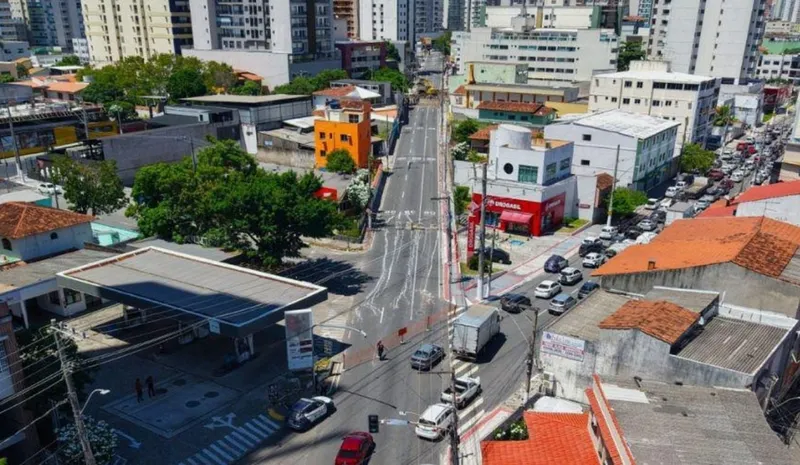 Avenida Luciano das Neves interditada para obras do Binario da Rodovia do Sol