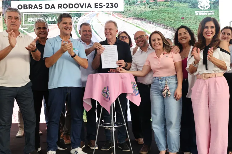 Governo do ES entrega obras de infraestrutura urbana, educação e lazer em Vila Valério